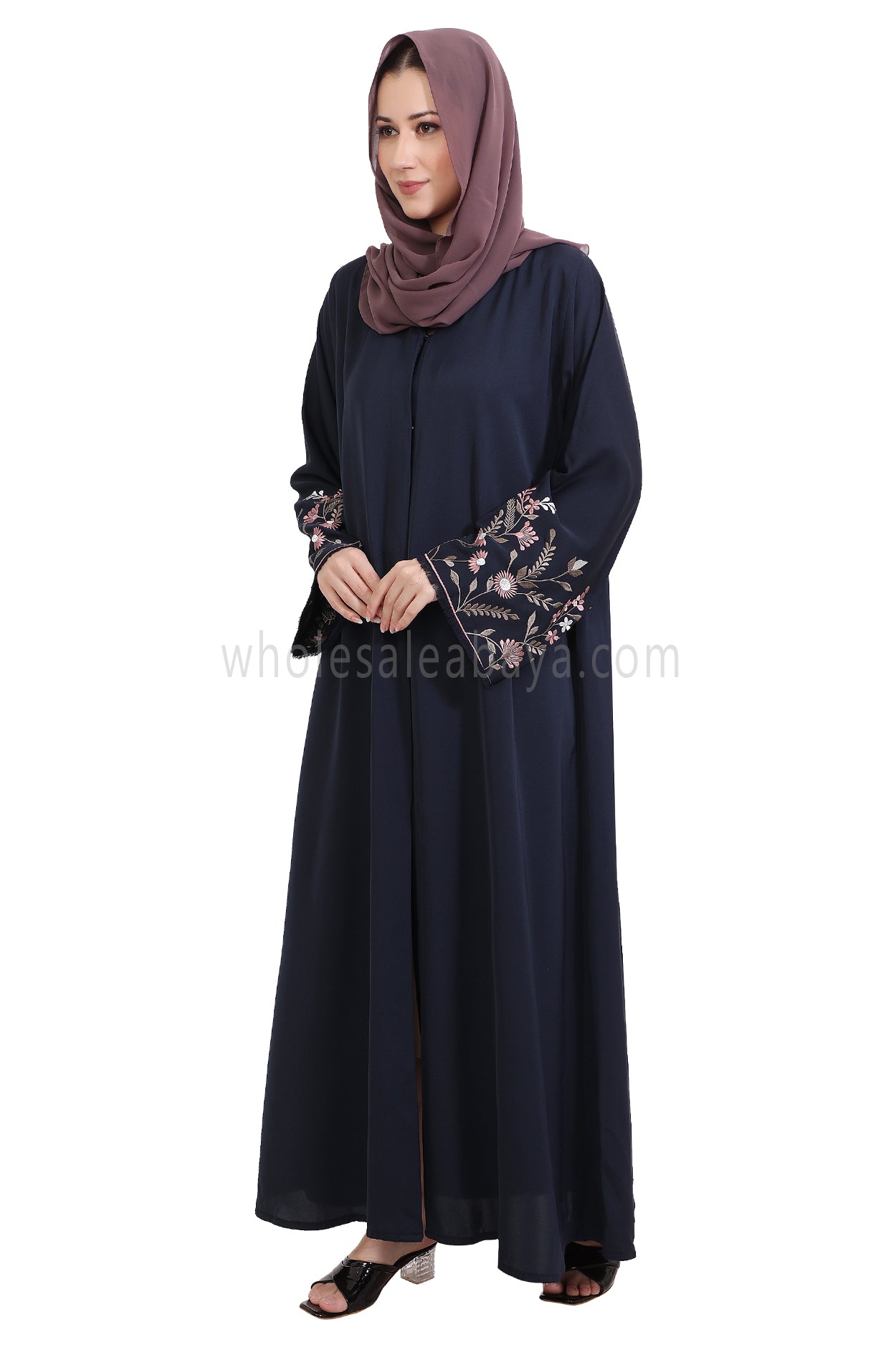 Nida Open Abaya With Embroidered Sleeves