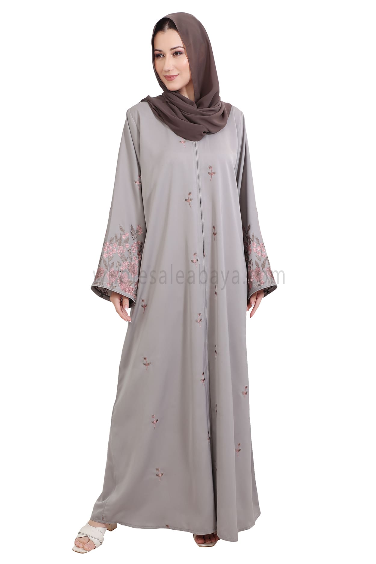 Nida Open Abaya With Motif Embroidery And Embroidered Sleeves