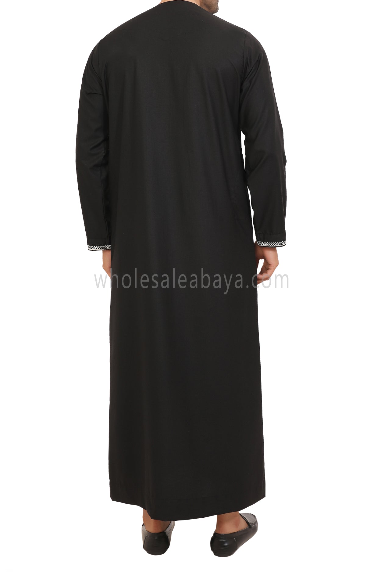 Men's Embroidered Omani Thoube With Tassel 90074 Black