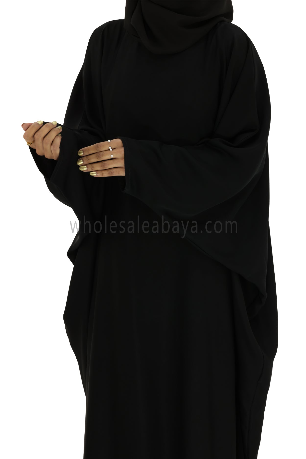 Plain Closed Butterfly Abaya With Inner Belt Black Colour