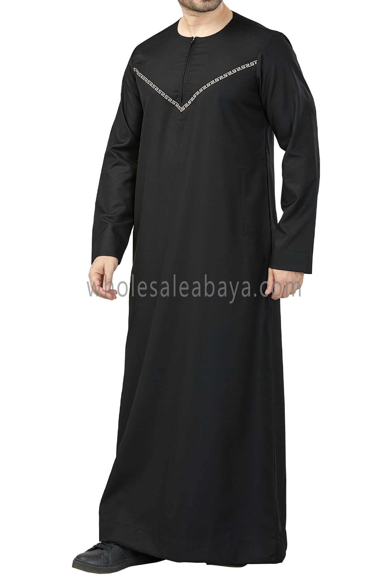 Premium Quality Omani Thoubes with Embroidered "V" Stitching Black and Gold