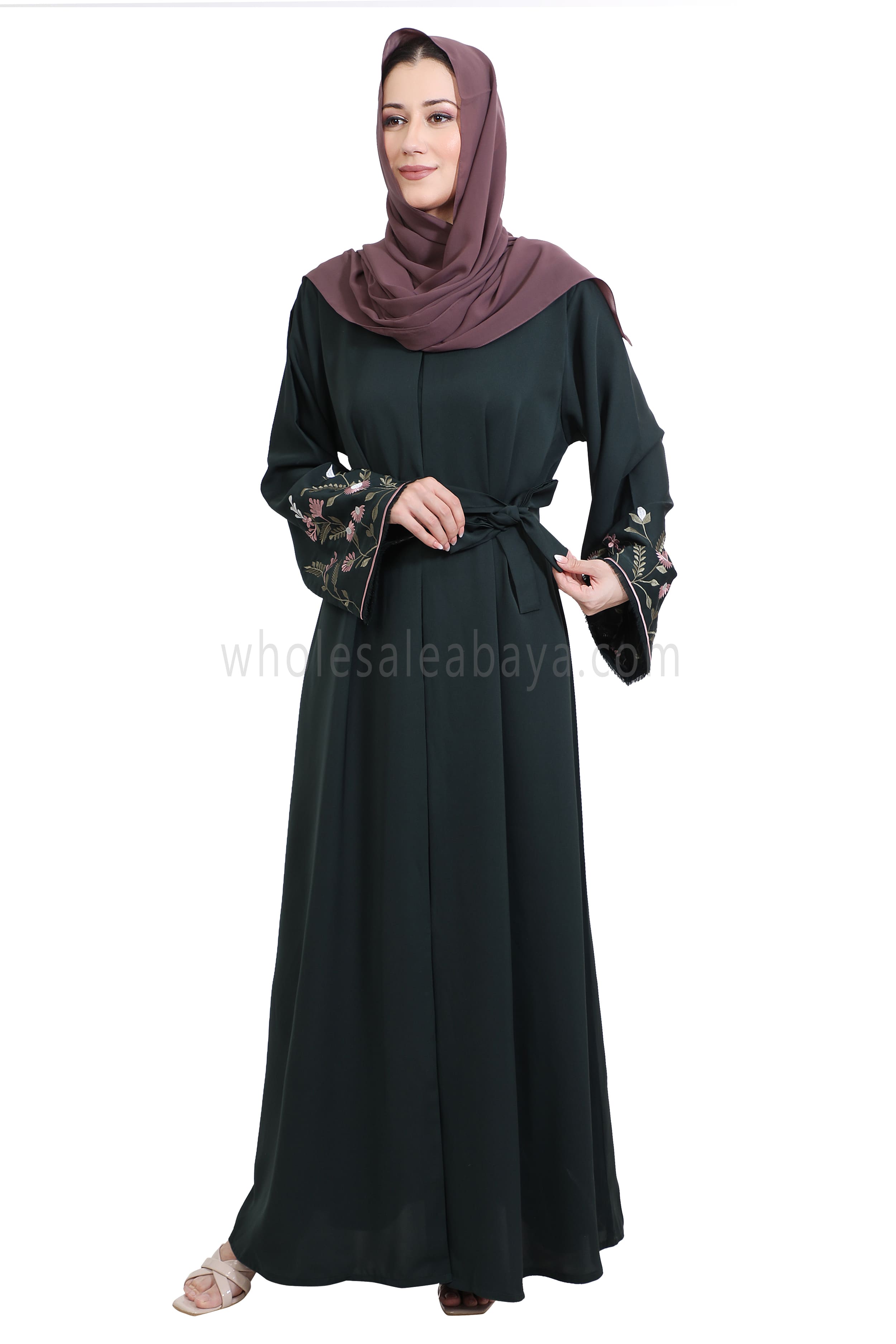 Nida Open Abaya With Embroidered Sleeves