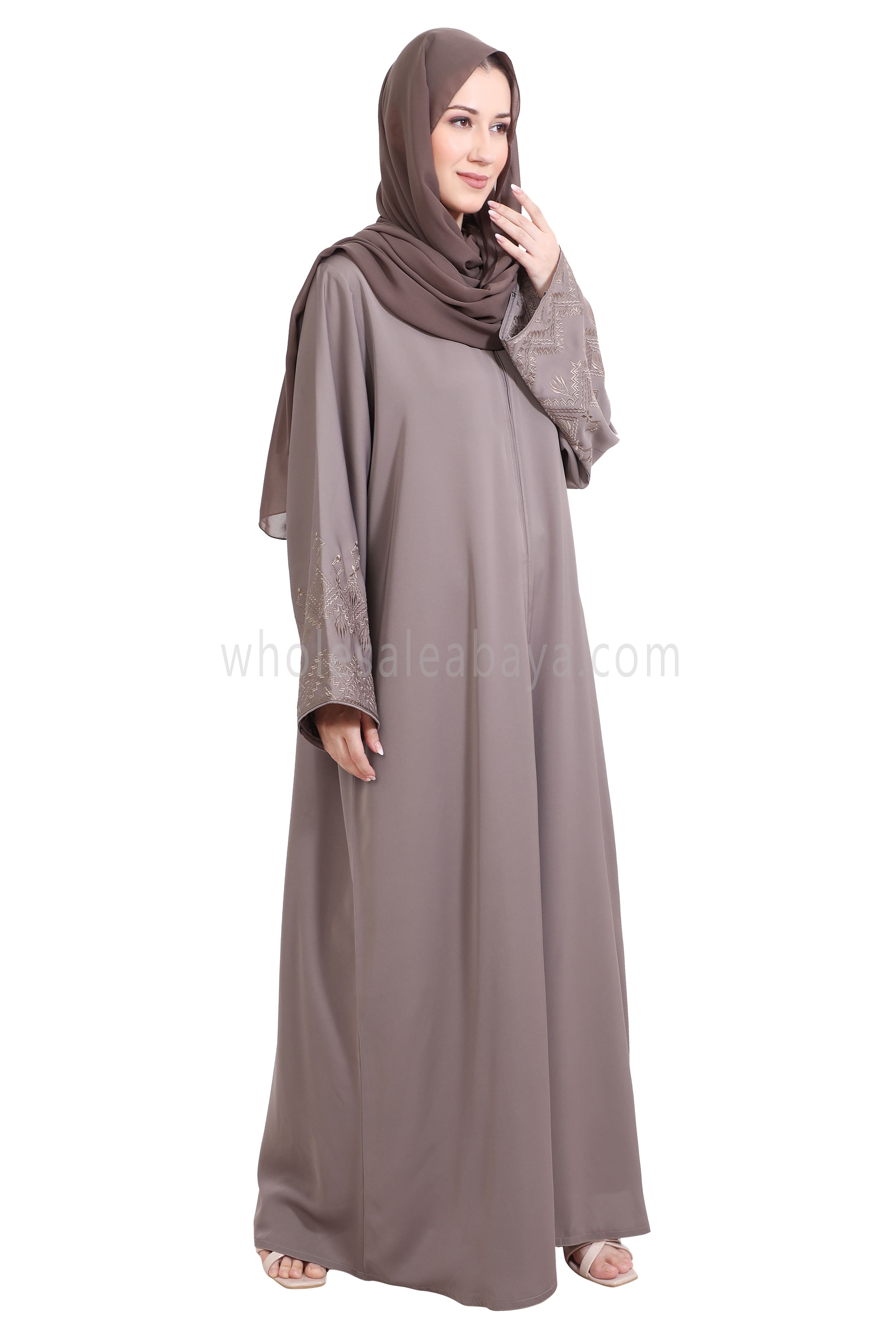 Nida Open Abaya With Embroidered Sleeves