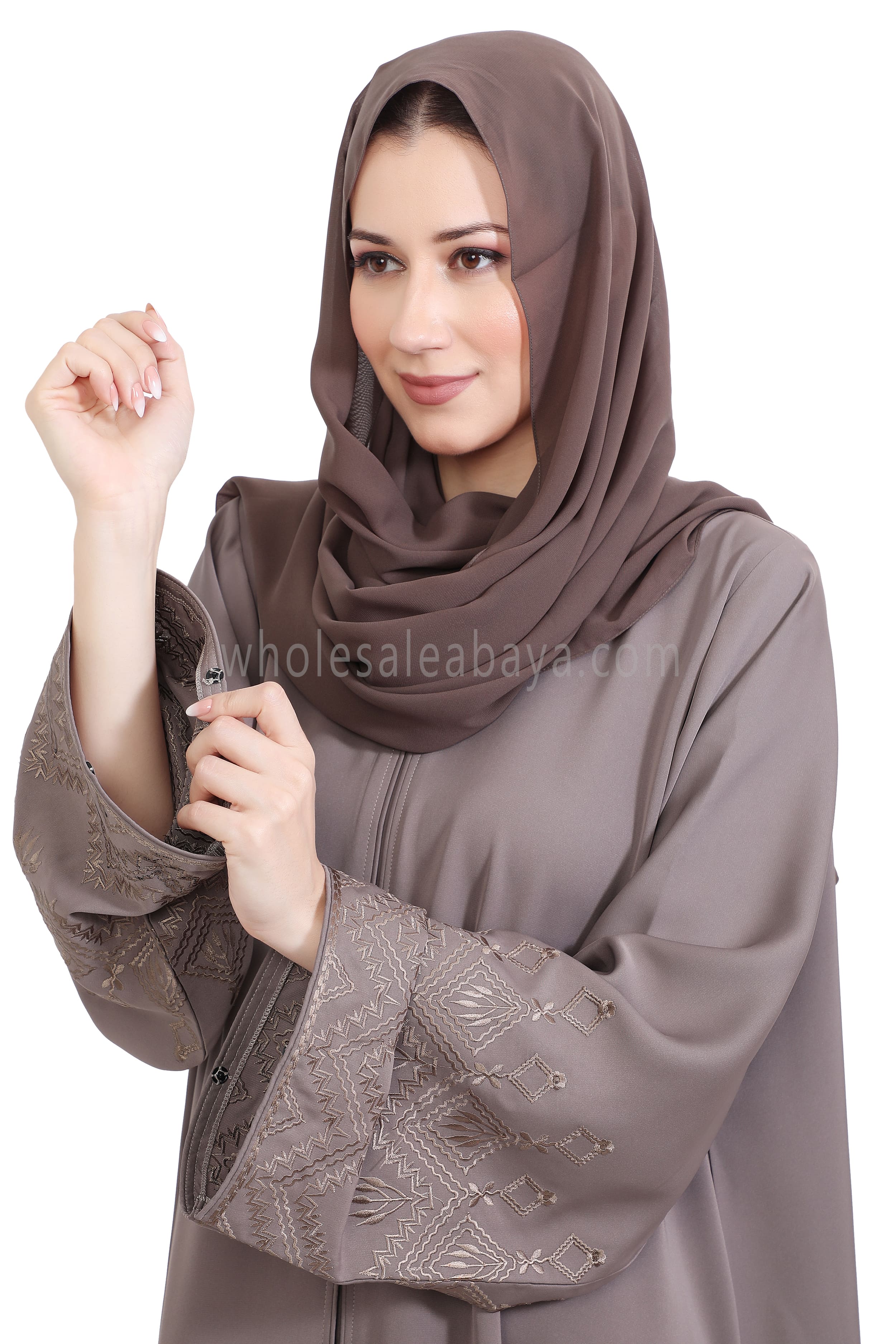 Nida Open Abaya With Embroidered Sleeves