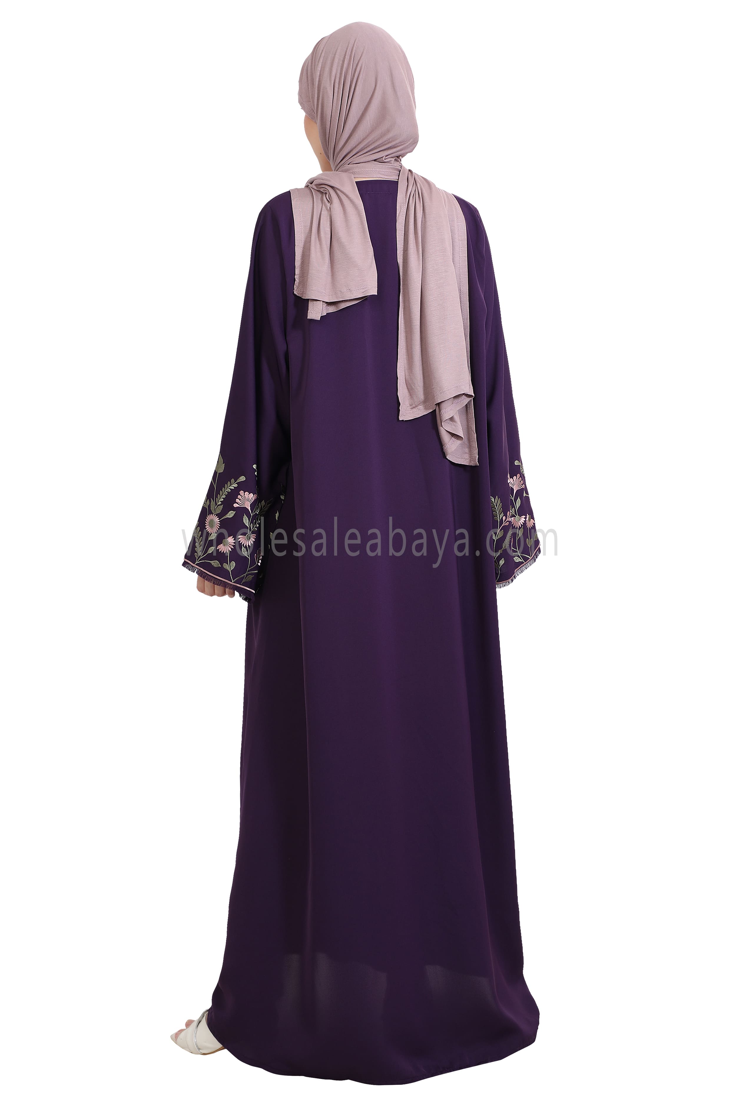 Nida Open Abaya With Embroidered Sleeves