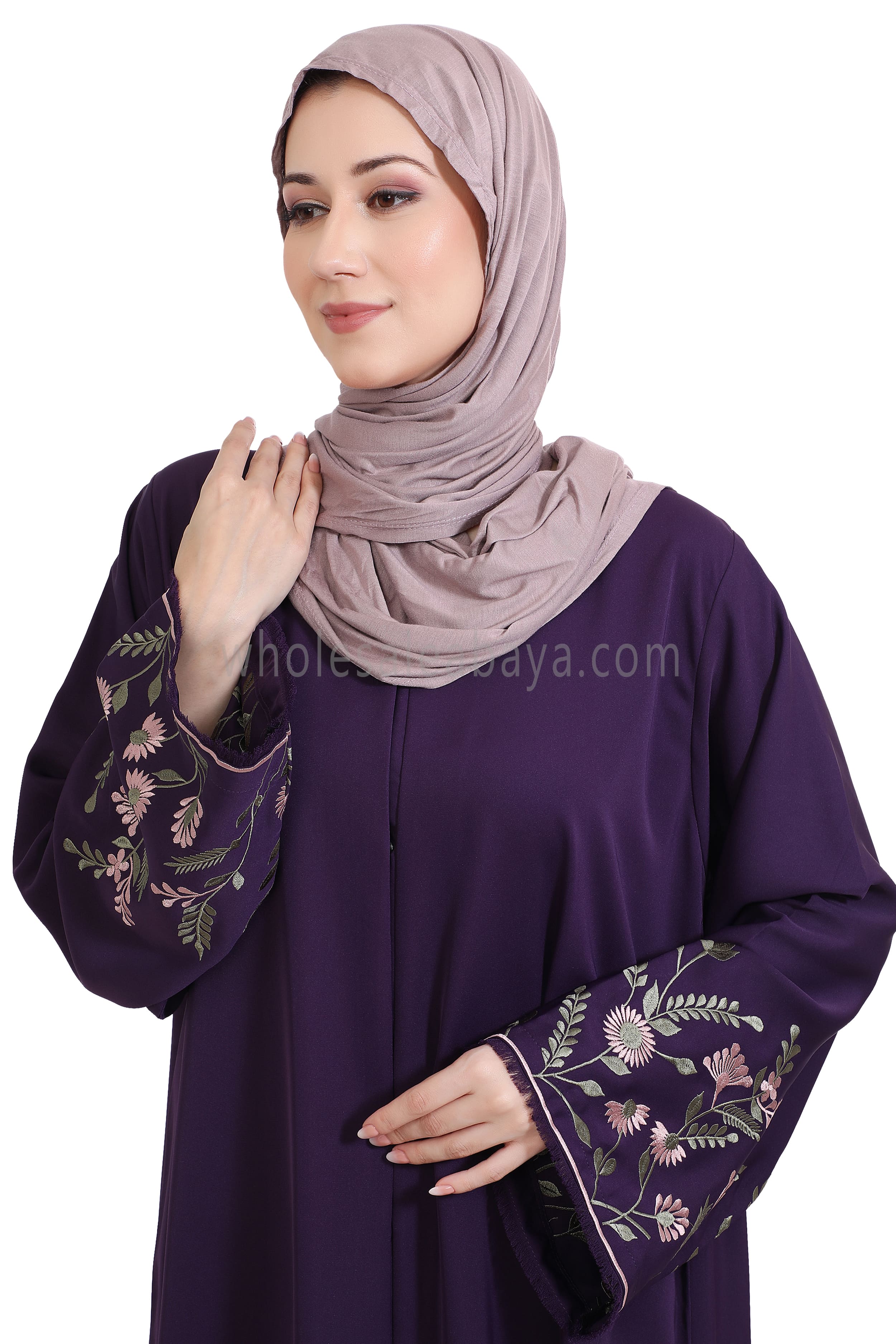 Nida Open Abaya With Embroidered Sleeves