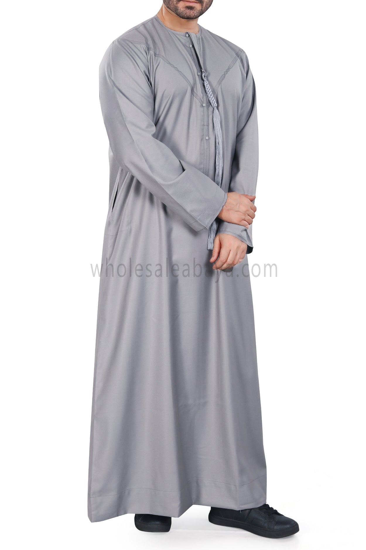 Men's Premium Emirati Thoube With Buttons & Tassel Light Grey