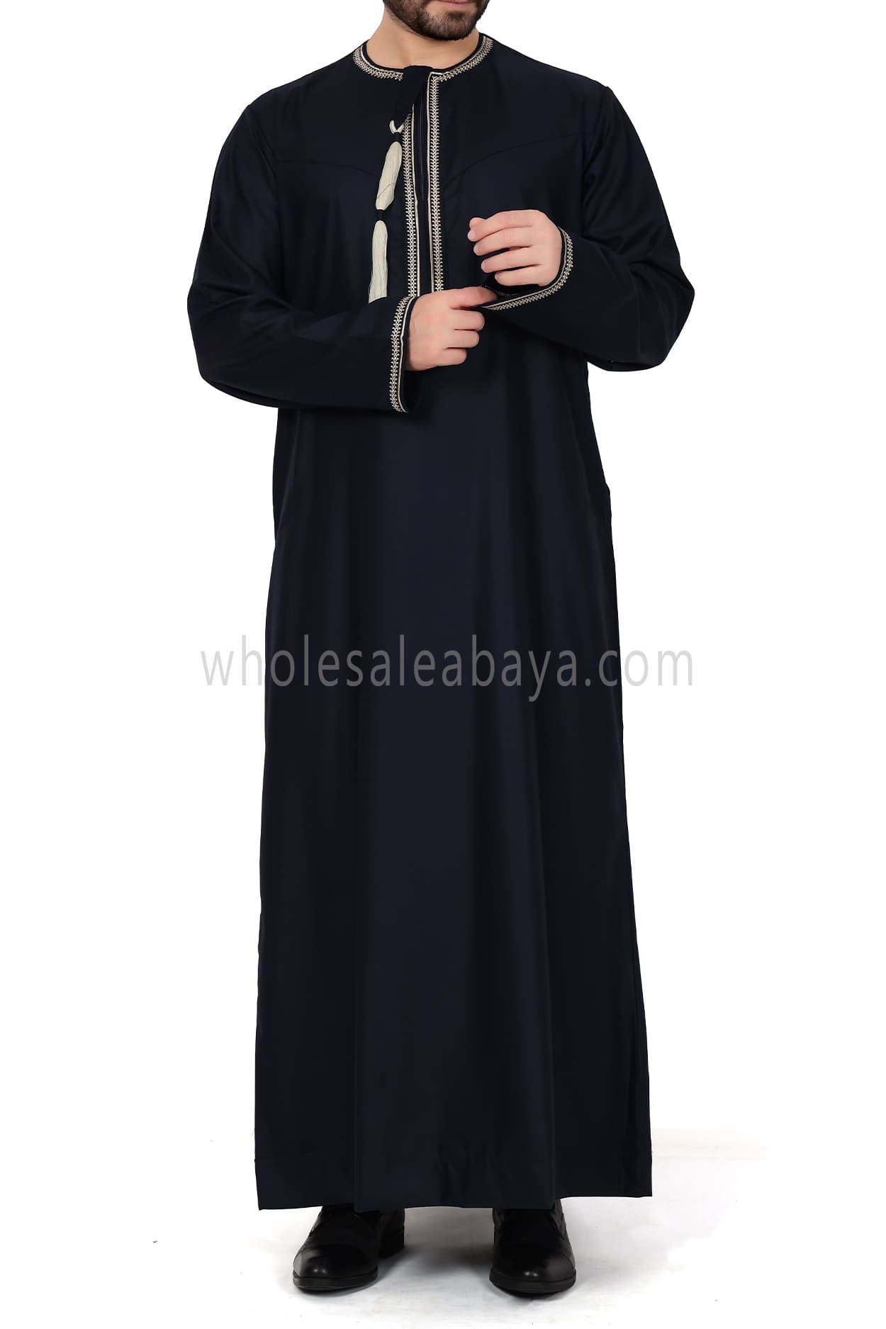 Embroidered Omani Thoube 90049