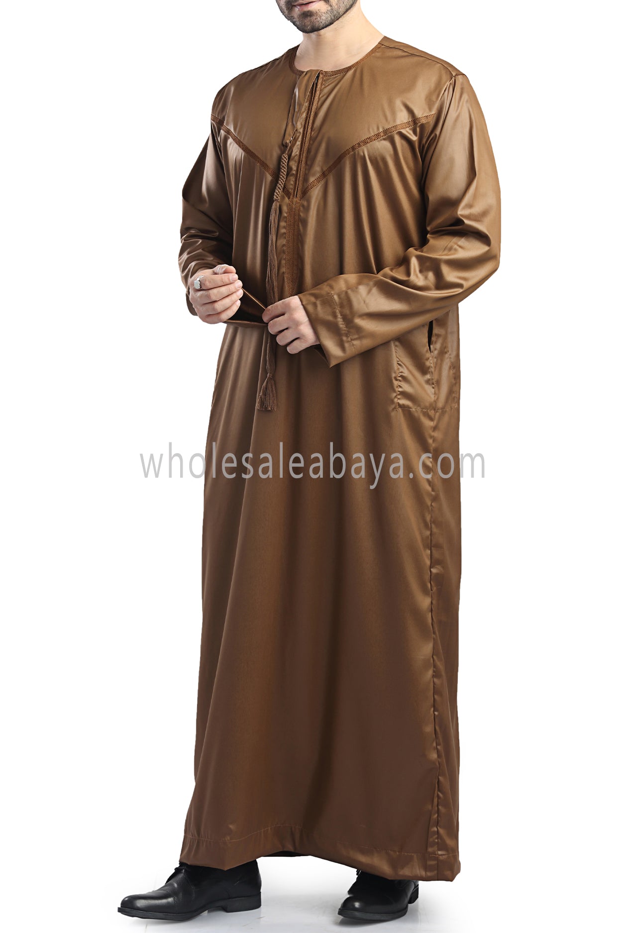Men's Shiny Omani Thoube with Designer Tassel Copper Brown