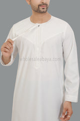 Men's Embroidered Omani Thoube With Tassel 90074  White
