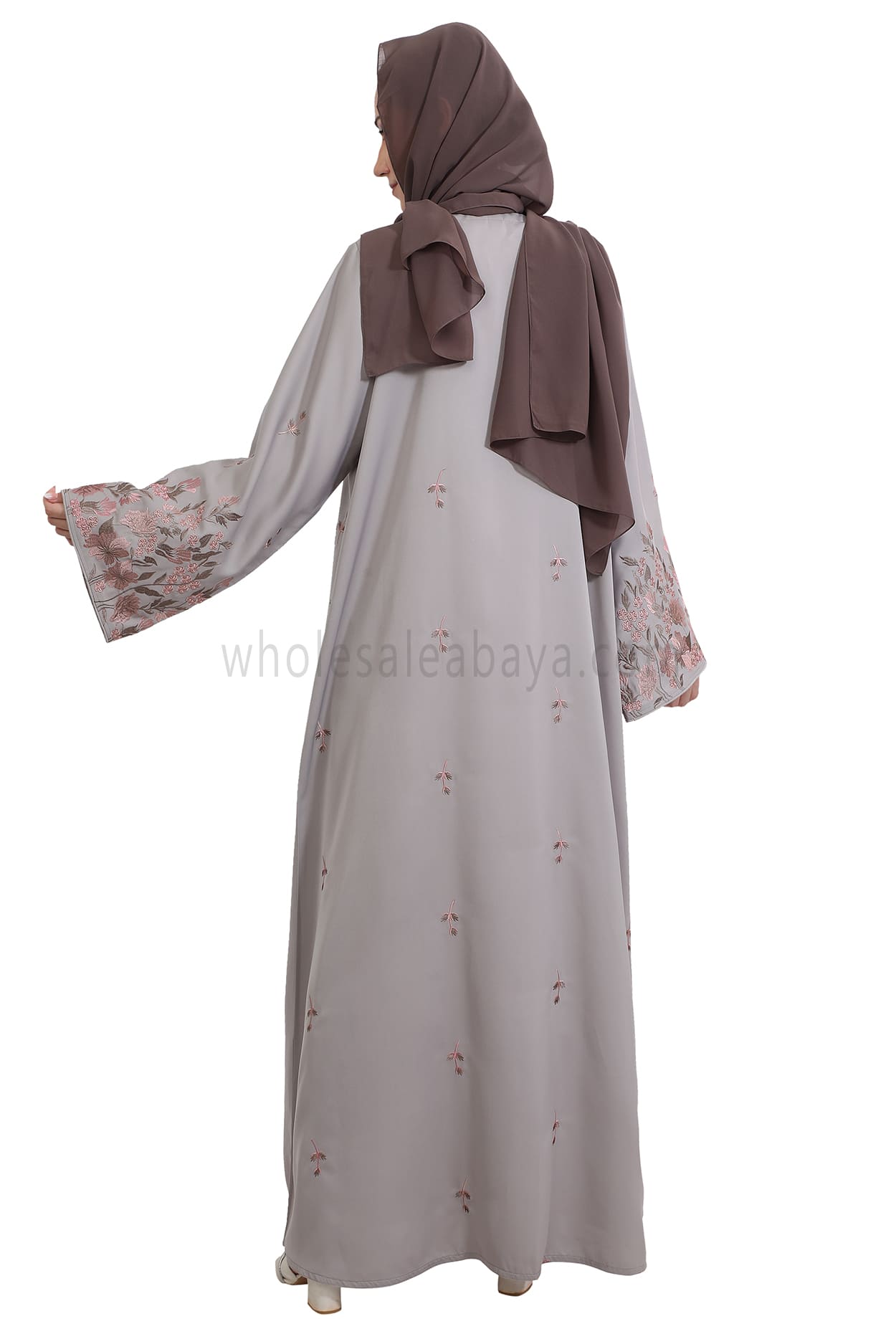 Nida Open Abaya With Motif Embroidery And Embroidered Sleeves
