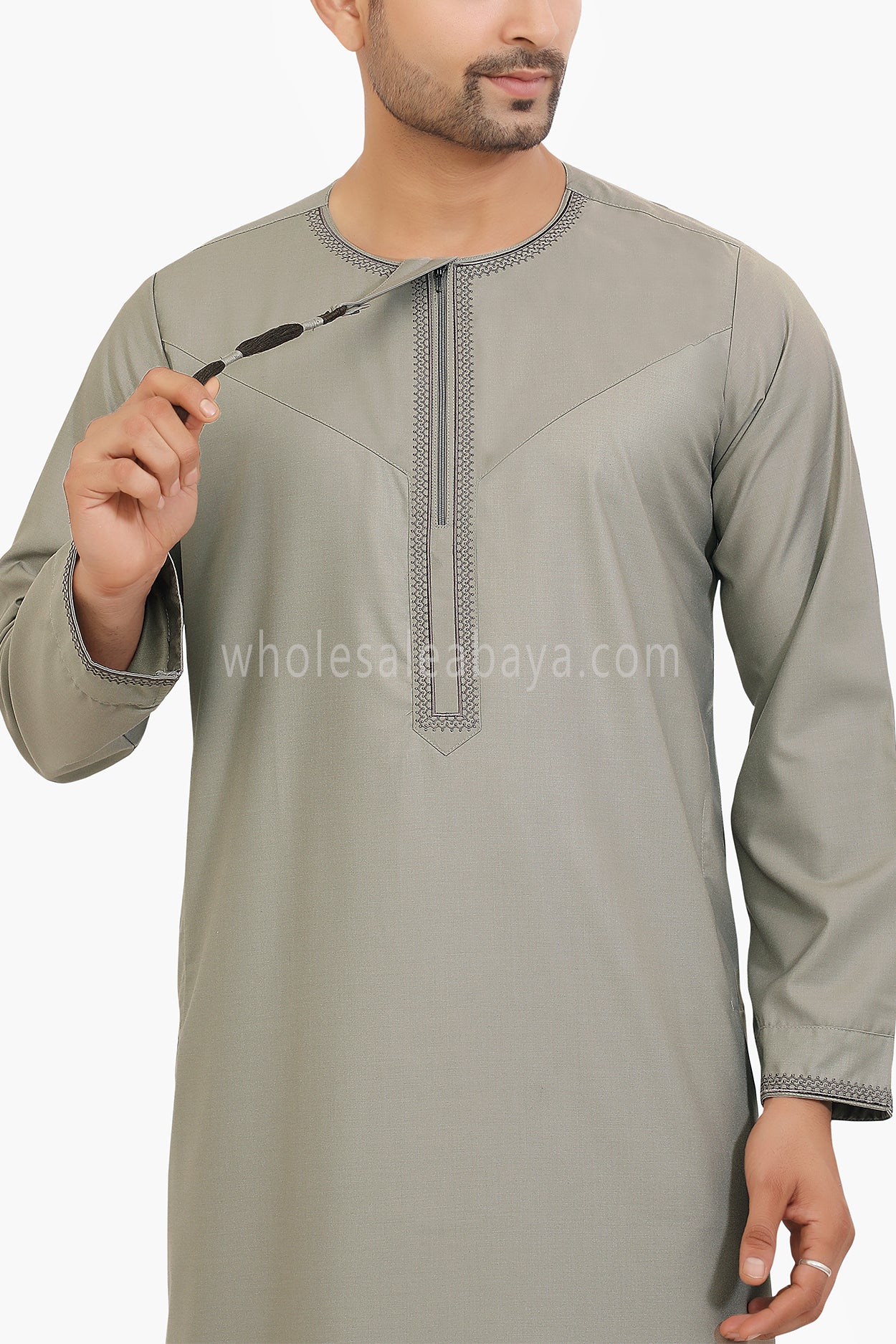 Men's Embroidered Omani Thoube With Tassel 90074 Sand Beige