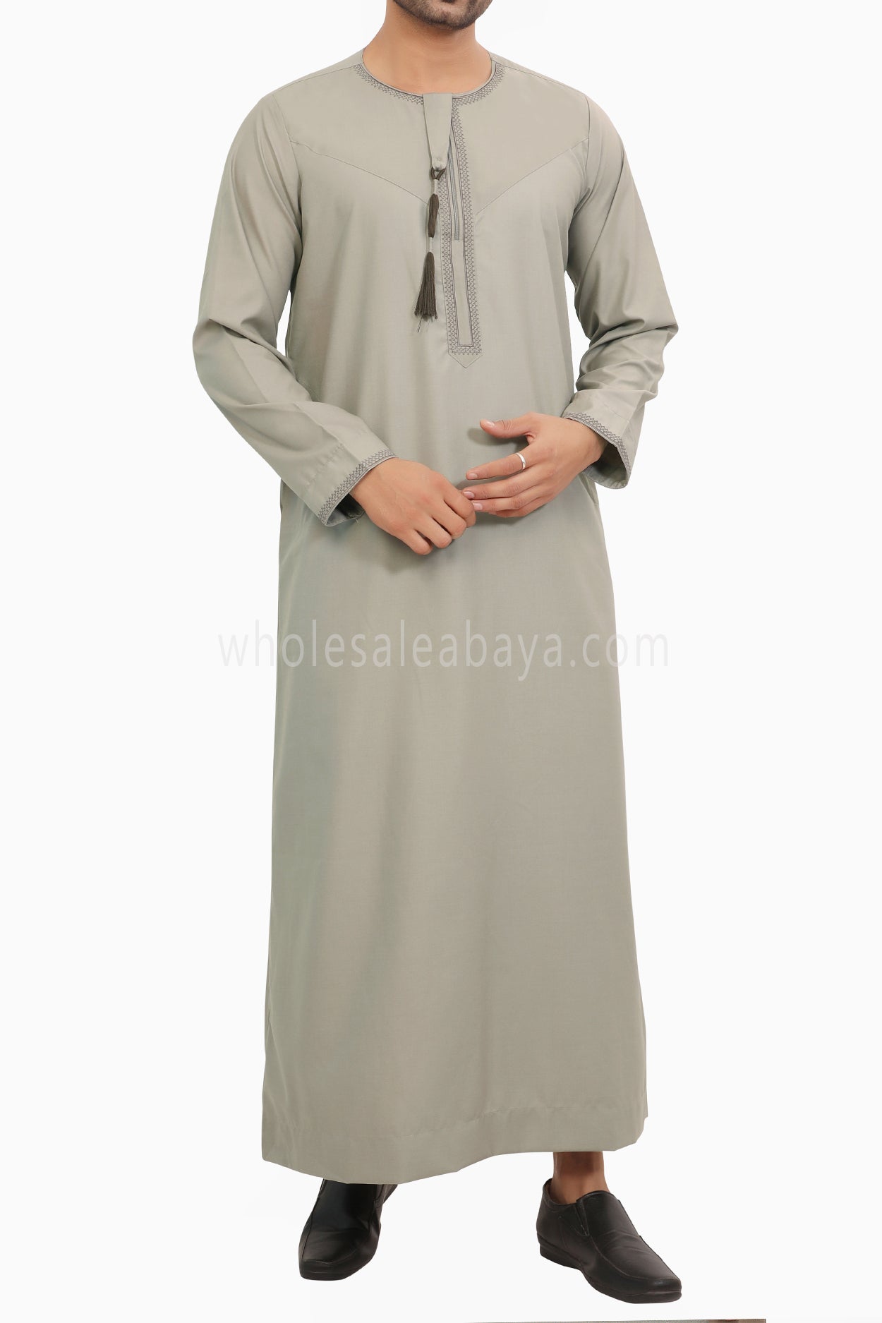 Men's Embroidered Omani Thoube With Tassel 90074 Sand Beige