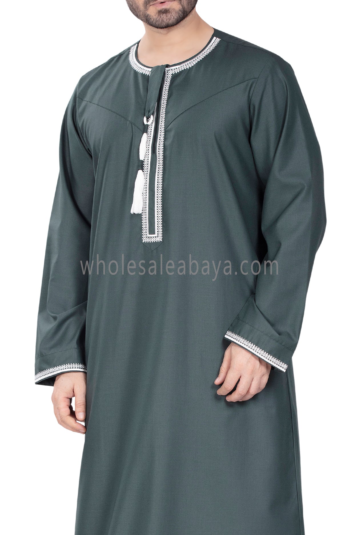 Men's Omani Thoube with Embroidery and Designer Tassel Emerald Green