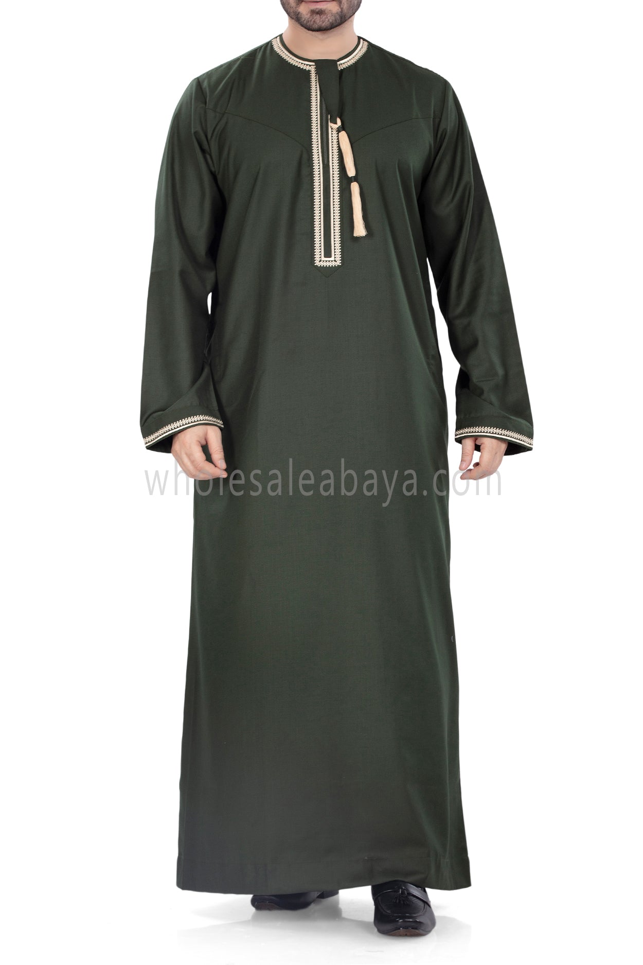 Men's Omani Thoube with Embroidery and Designer Tassel Forest