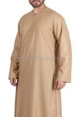 Men's Classic Plain Omani Thoube With Front Zip Gold