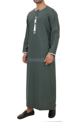 Men's Embroidered Omani Thoube With Tassel 90074 Emerald Green