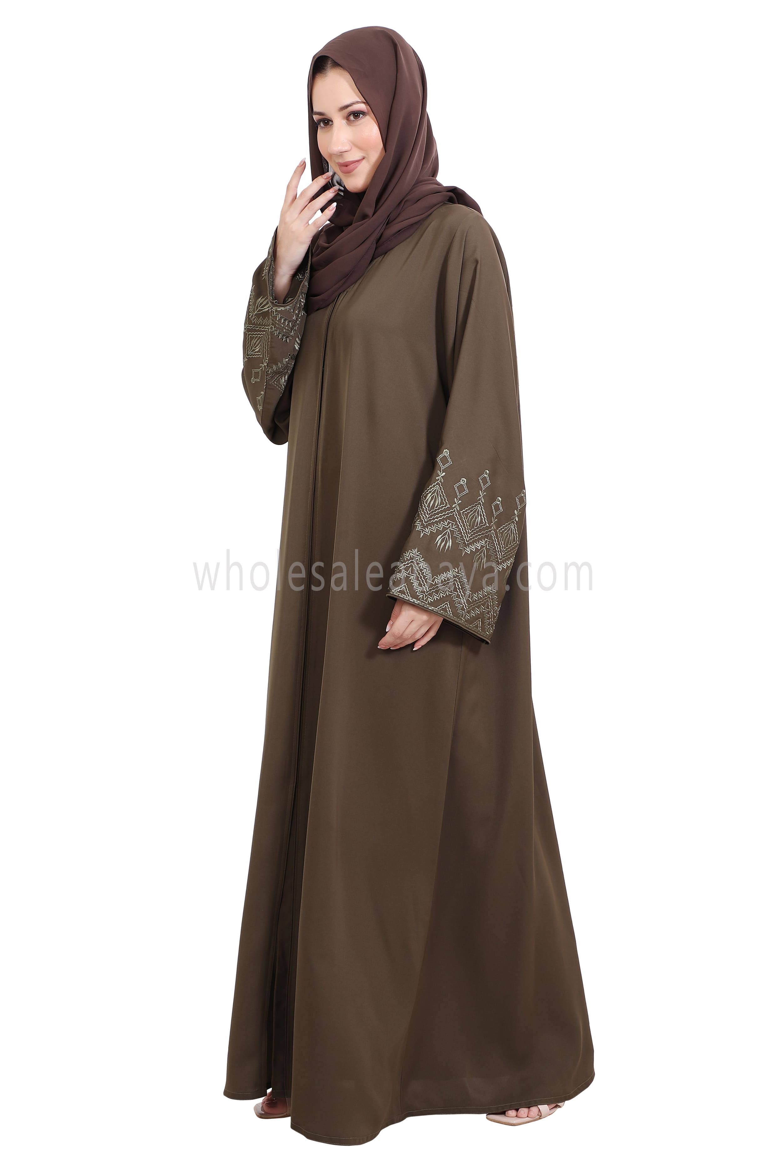 Nida Open Abaya With Embroidered Sleeves