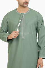 Men's Embroidered Omani Thoube With Tassel 90074 Pistachio Green