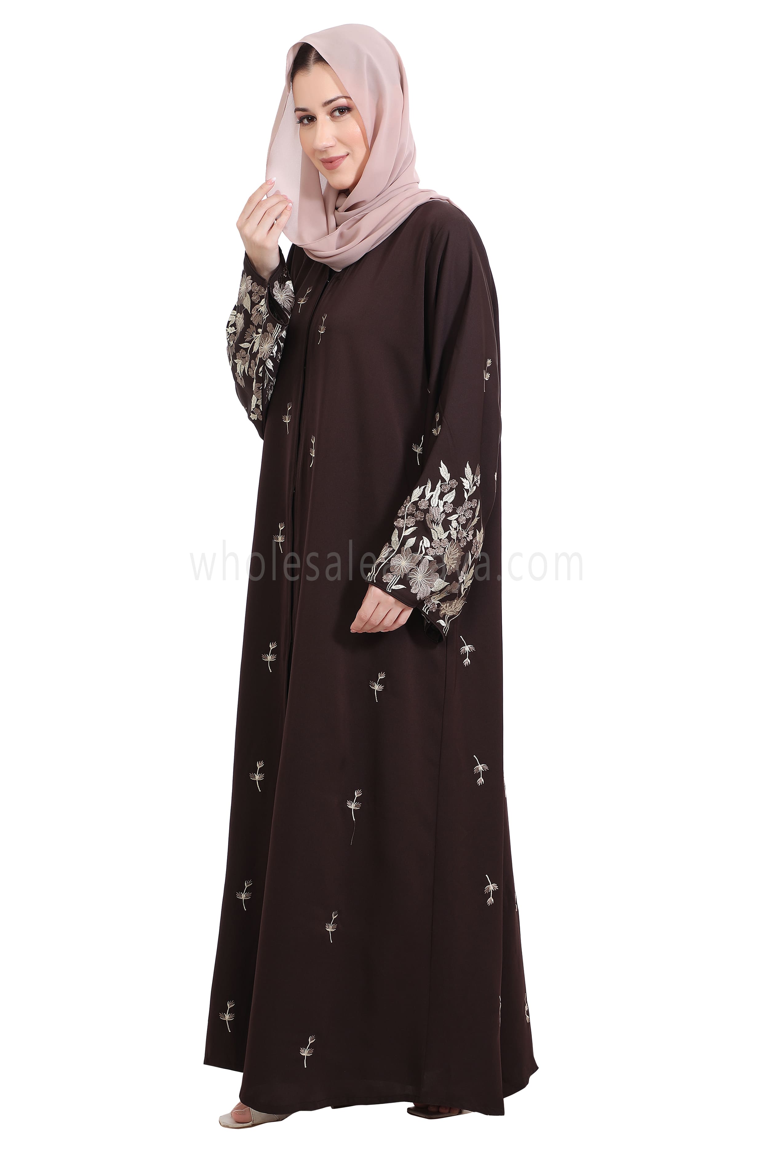 Nida Open Abaya With Motif Embroidery And Embroidered Sleeves