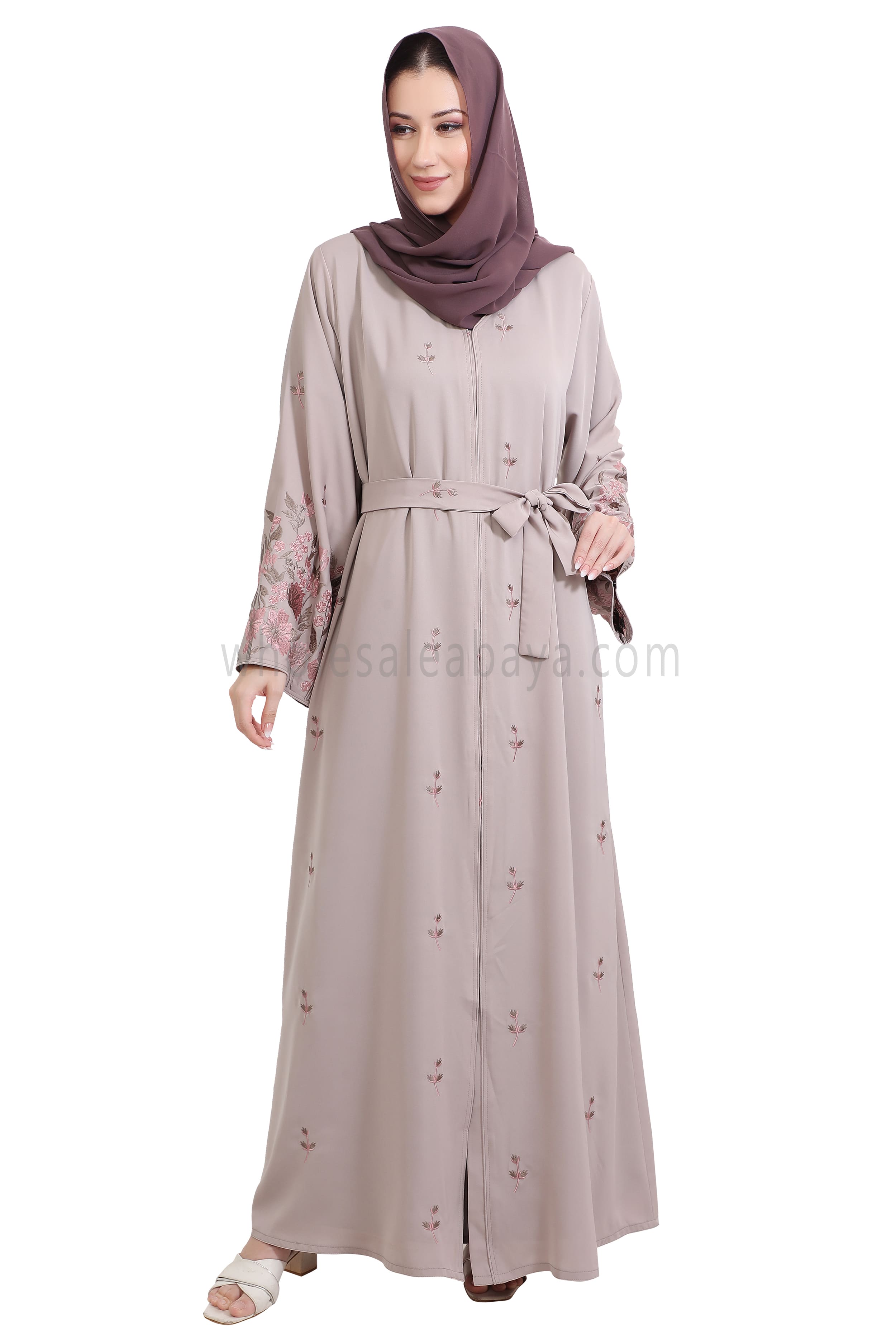 Nida Open Abaya With Motif Embroidery And Embroidered Sleeves