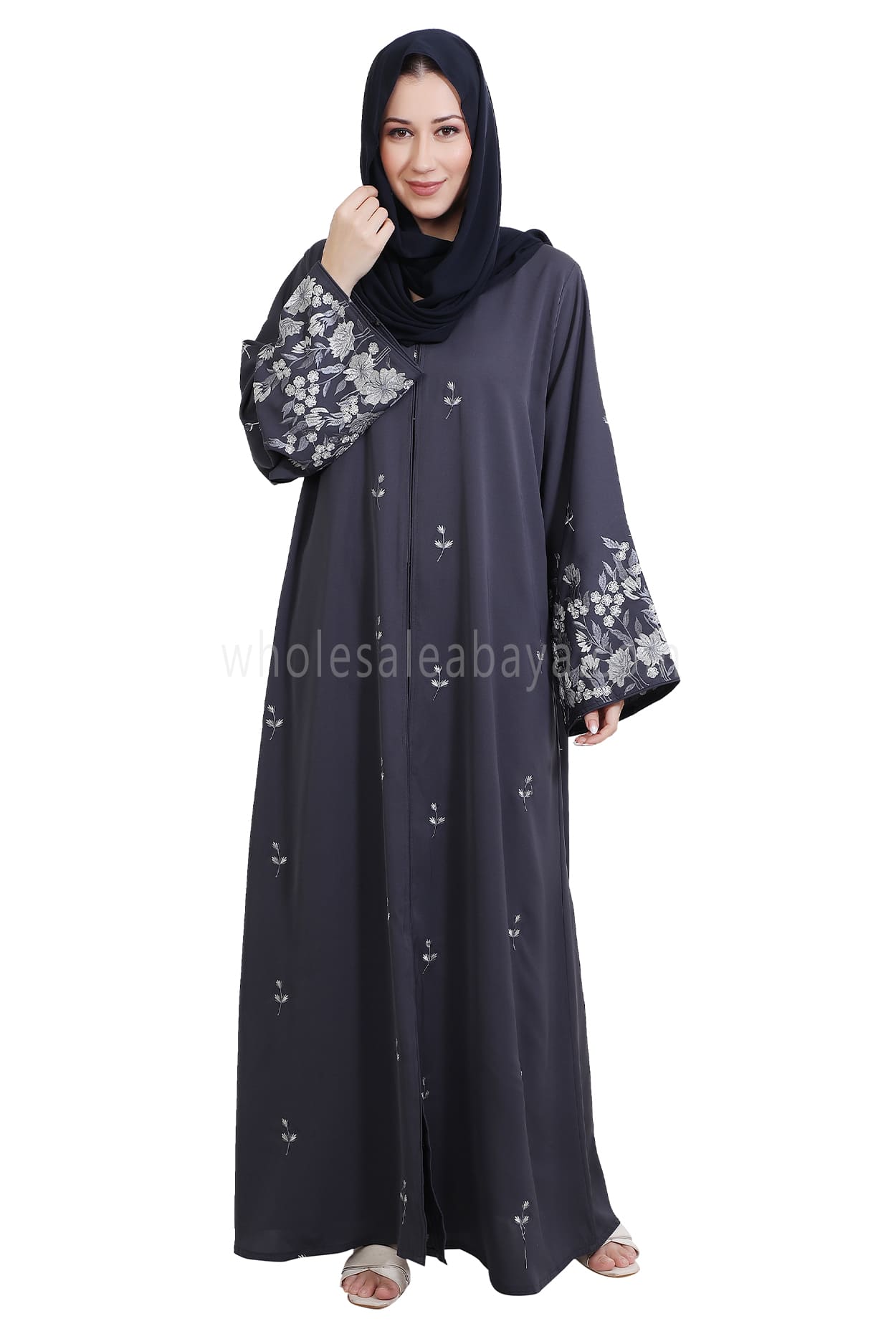 Nida Open Abaya With Motif Embroidery And Embroidered Sleeves