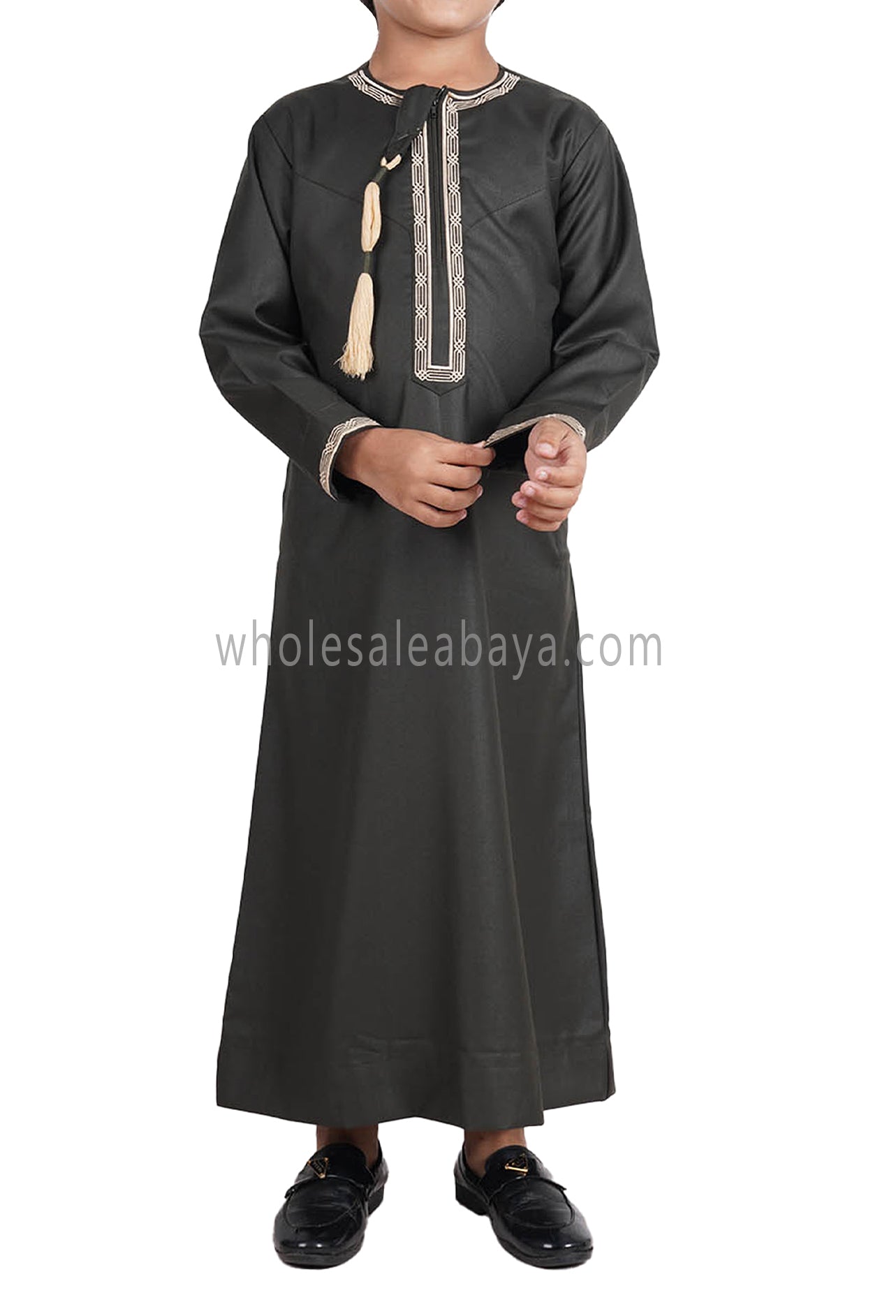 Boy's Omani Thoube With Designer Embroidery and Tassel Dark Green