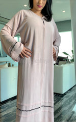 Light pink nida closed abaya with lacework 30412