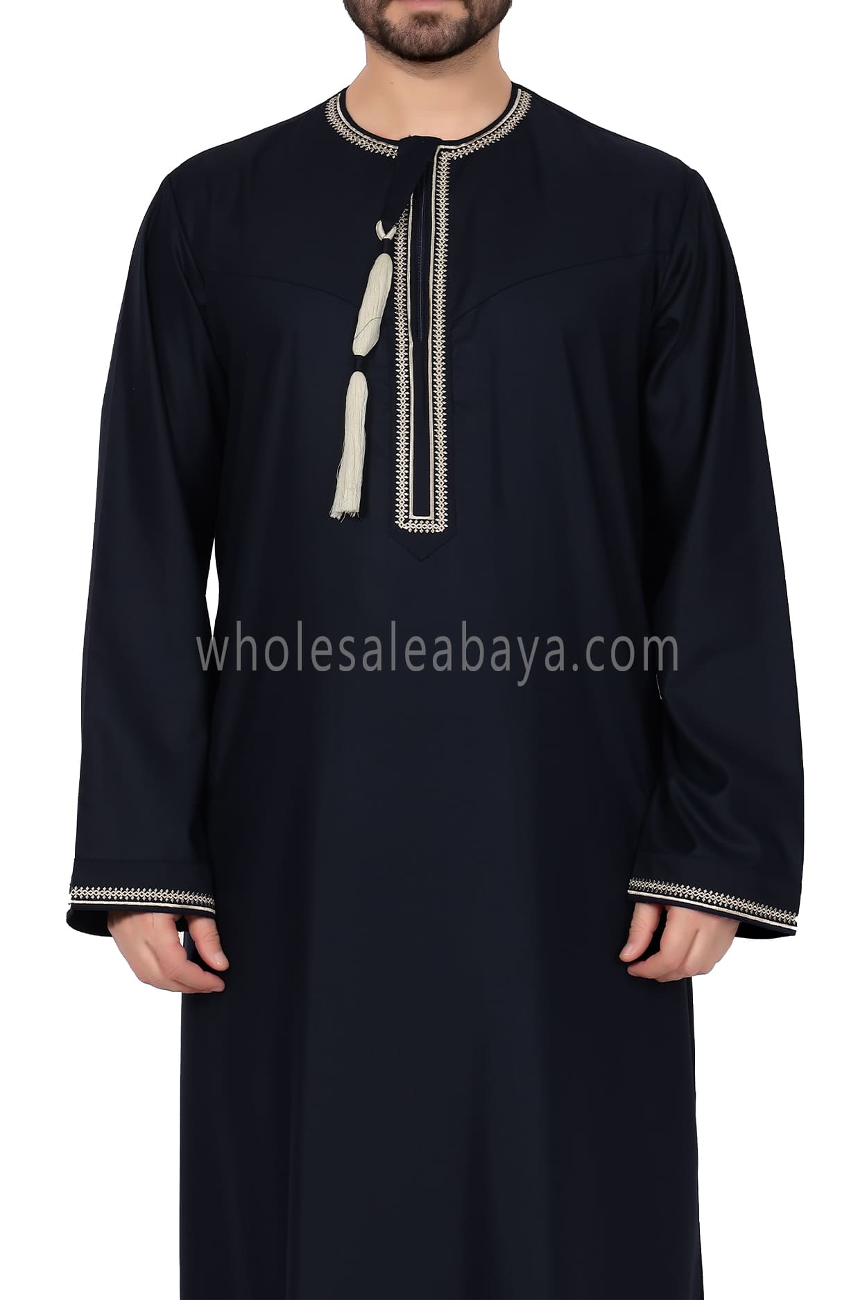 Embroidered Omani Thoube 90049