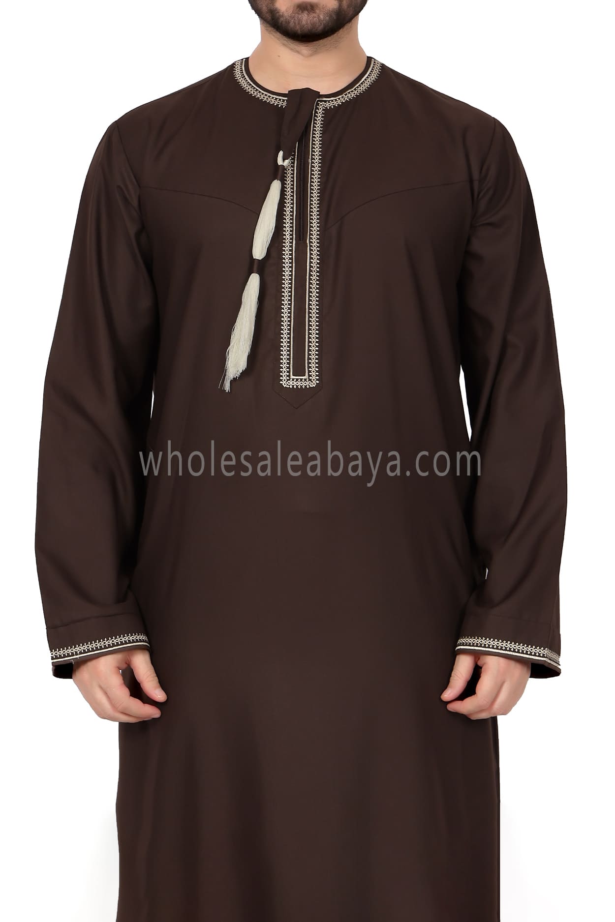 Embroidered Omani Thoube 90049