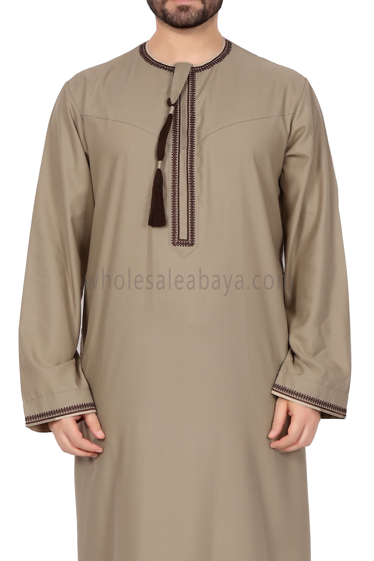 Embroidered Omani Thoube 90049