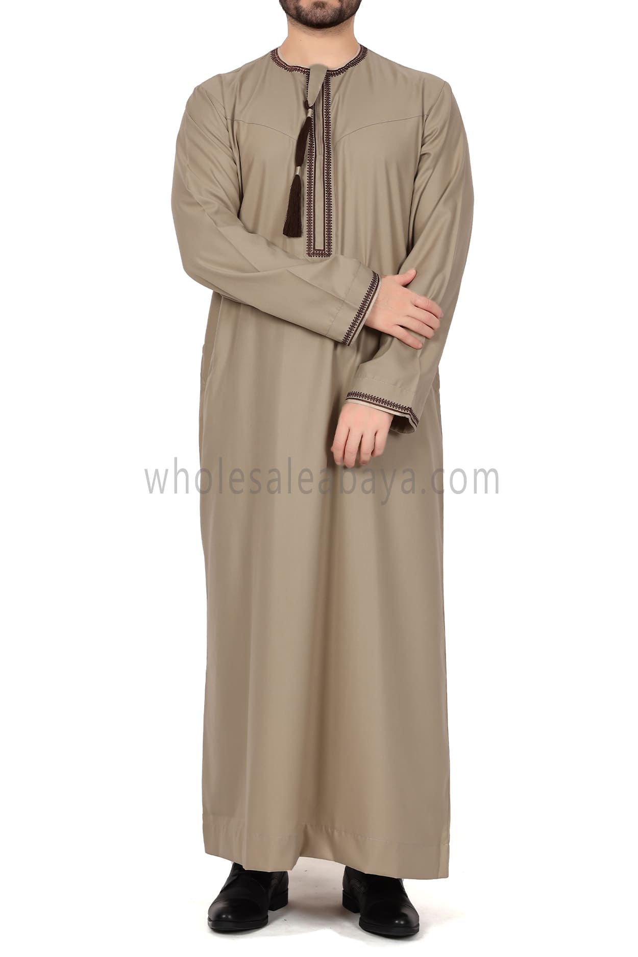 Embroidered Omani Thoube 90049