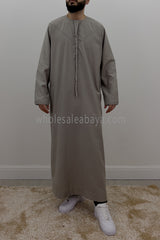 Men's Traditional Emirati Style Thoube 90008 ER TR B4